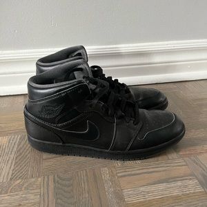 Air Jordan 1 mid, triple black, Men’s size 10, no box